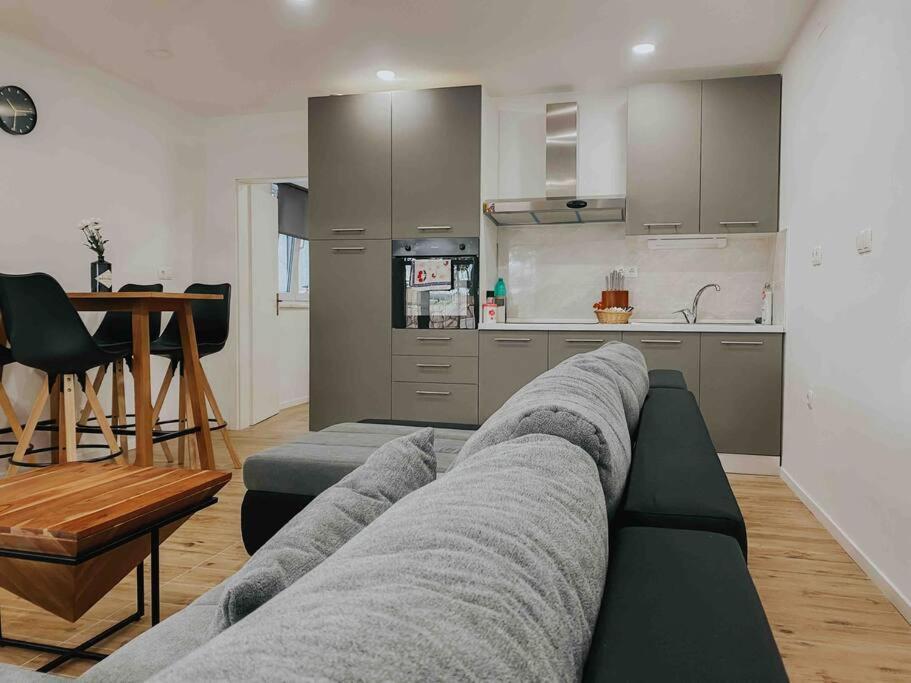 Hvar Home Apartments Хвар Екстериор снимка