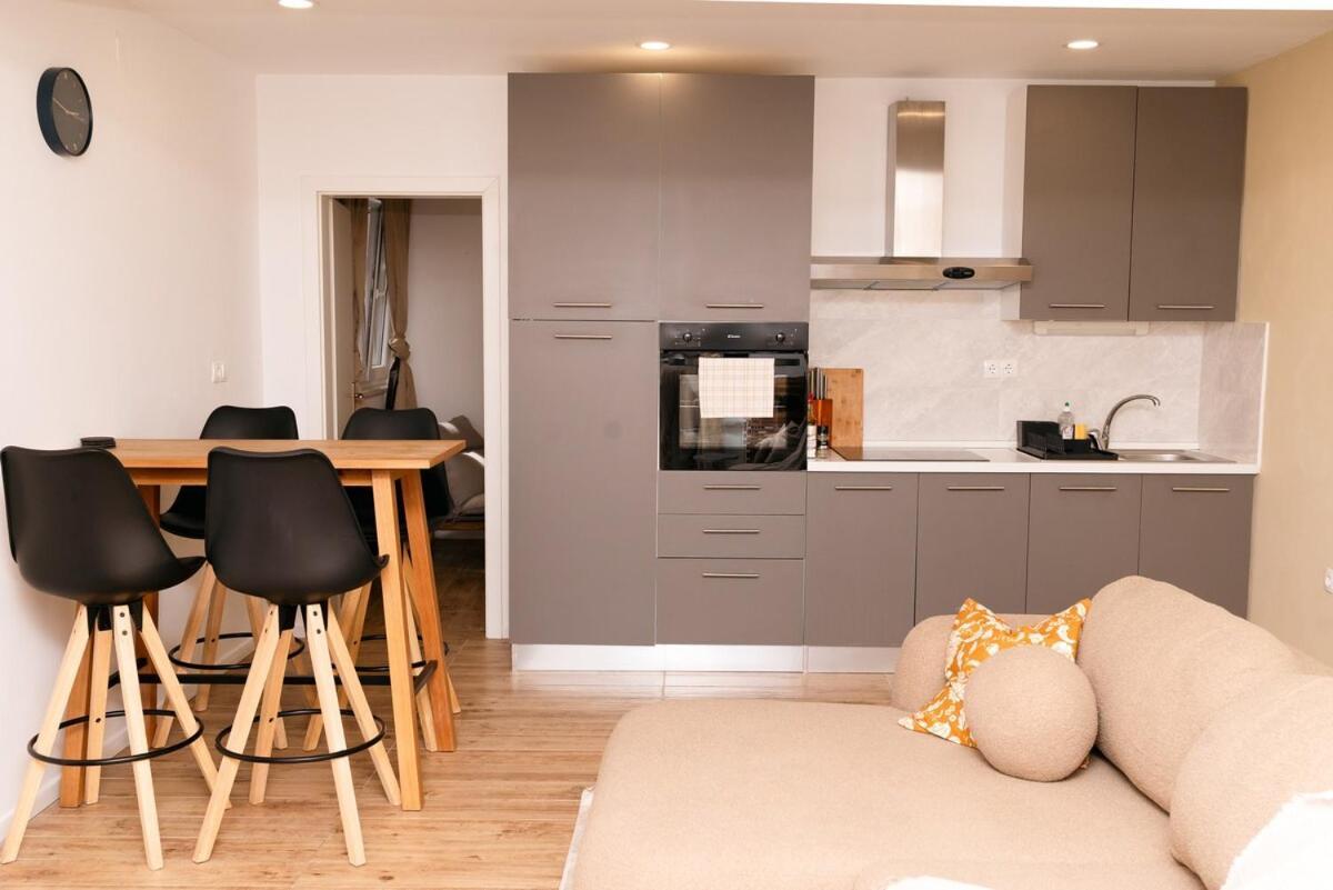 Hvar Home Apartments Хвар Екстериор снимка